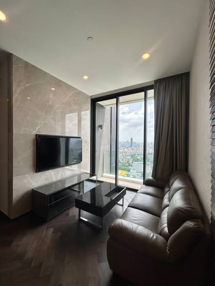bedroom and living room of THE ESSE Sukhumvit 36