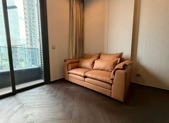bedroom and living room of THE ESSE Sukhumvit 36