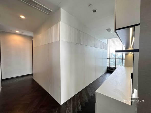 room interior of THE ESSE Sukhumvit 36