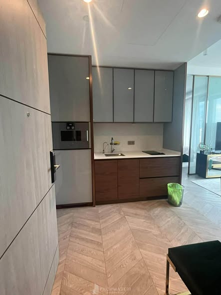 kitchen of The Estelle Phrom Phong