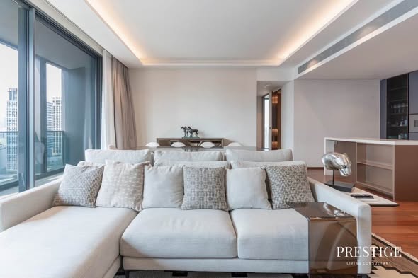 living room and bedroom of The Estelle Phrom Phong