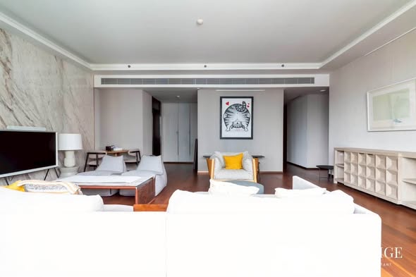 living room and bedroom of The Estelle Phrom Phong
