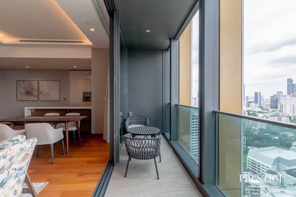 room interior of The Estelle Phrom Phong