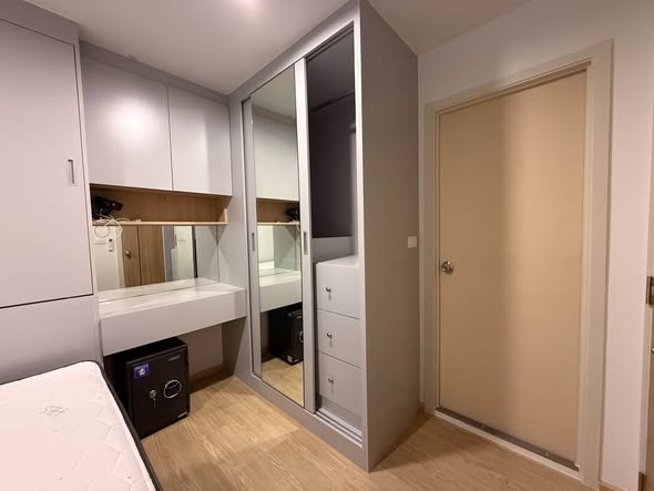 bedroom and room interior of The Excel Ratchada 18