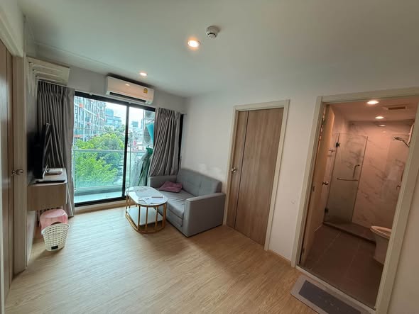 bedroom and room interior of The Excel Ratchada 18