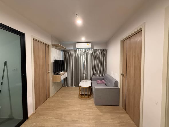 bedroom and room interior of The Excel Ratchada 18