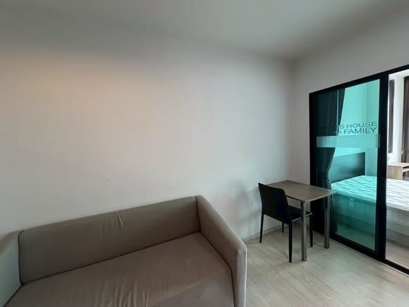 bedroom of The Gallery Bearing