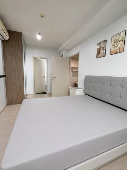 bedroom of The Gallery Bearing