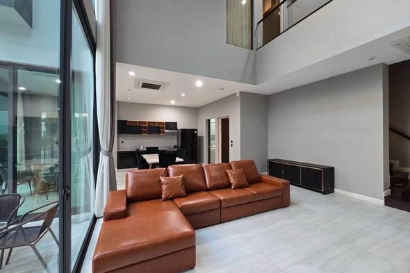 living room and room interior of The Gentry Phatthanakan 2 เดอะ เจนทริ พัฒนาการ 2