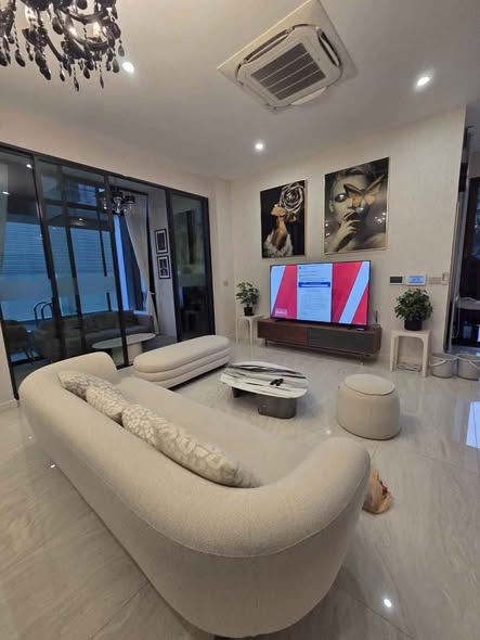 living room of THE HONOR YOTHINPATTANA (ดิ ออเนอร์ โยธินพัฒนา)