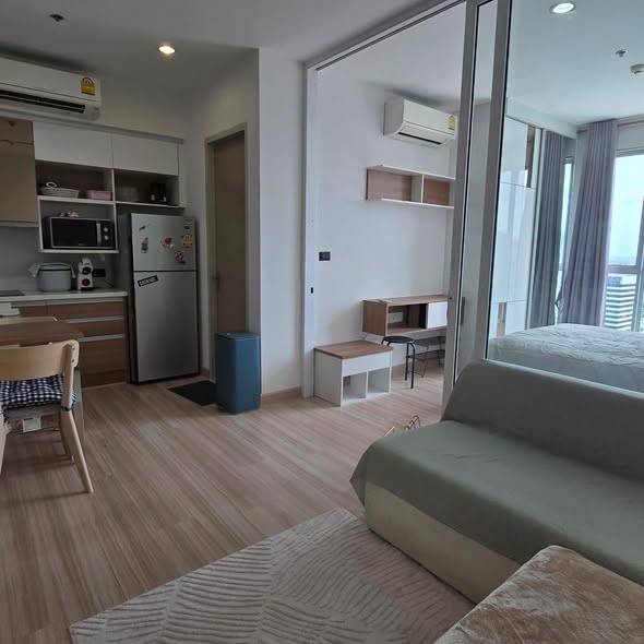 bedroom of The Hotel Serviced Condo เดอะโฮเทล คอนโด