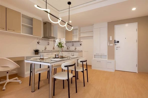 room interior and kitchen of The Iris Condo (F Building) Rama 9 – Srinagarindra