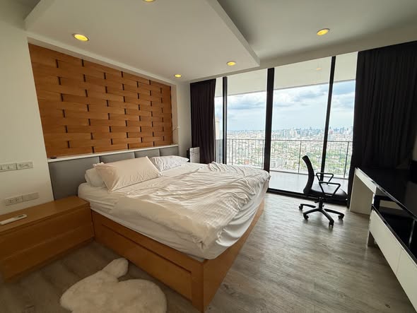 bedroom of The Issara Ladprao
