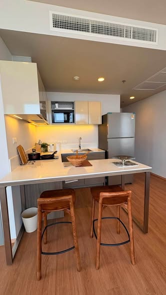 kitchen of The Issara Sathorn (ดิ อิสสระ สาทร)