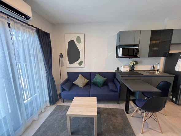 living room of The Key MRT Phetkasem 48