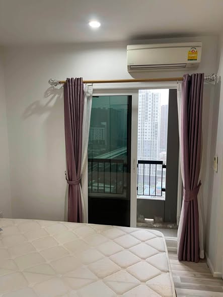 bedroom of The Key Sathon-Ratchaphruek