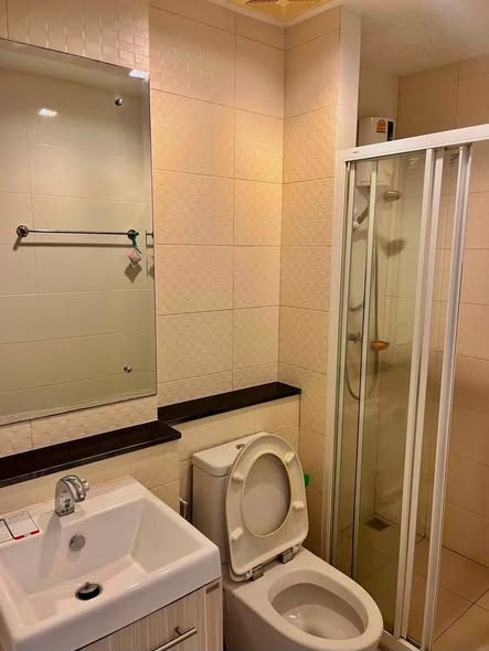 bathroom of The Knight 1 : เดอะไนท์ 1