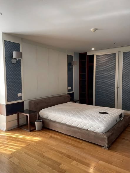 bedroom and room interior of The Legend Saladaeng