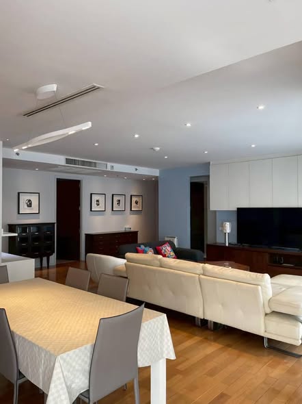 living room of The Legend Saladaeng