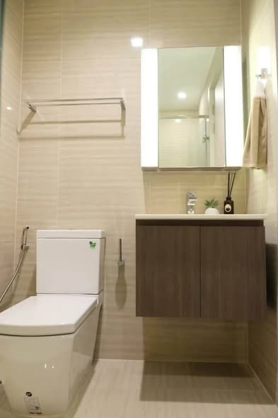 bathroom of THE LINE Asoke-Ratchada