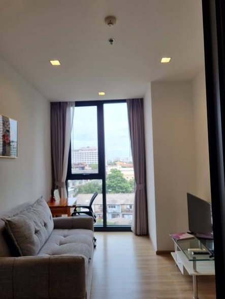 bedroom and living room of THE LINE Phahon-Pradipat