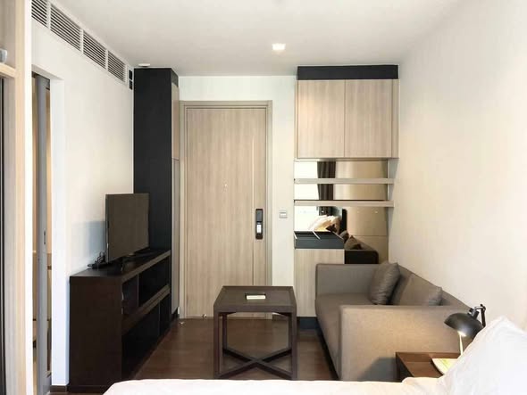 bedroom and room interior of THE LINE Ratchathewi