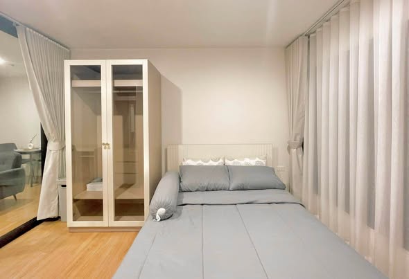 bedroom and room interior of The Line Vibe เดอะ ไลน์ ไวบ์
