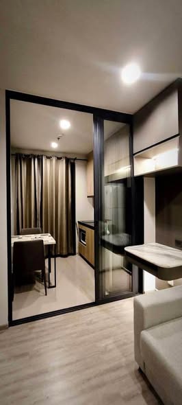 bedroom and room interior of THE LINE Wongsawang