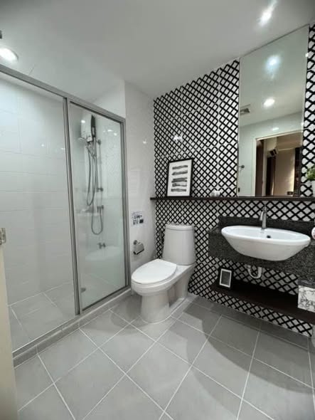bathroom of The Link 3