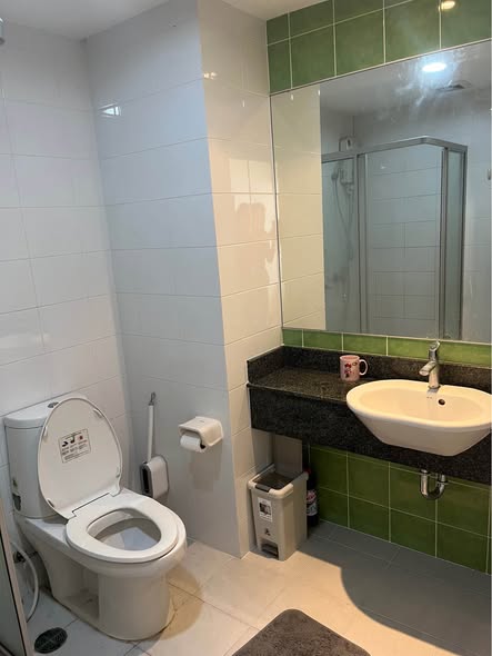 bathroom of The Link Sukhumvit 50