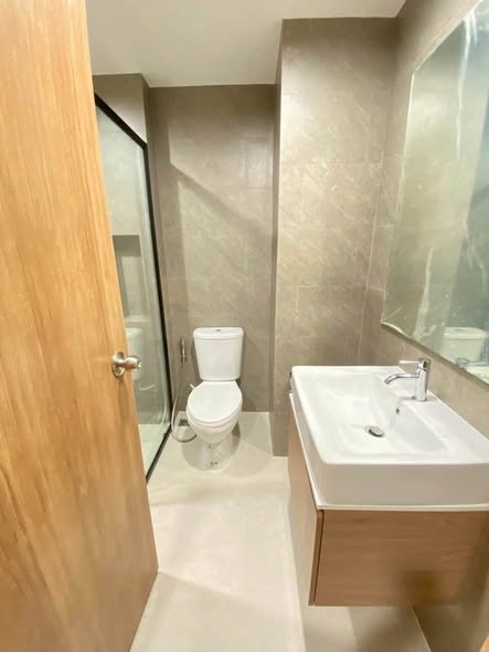 bathroom of The Livin Ramkhamhaeng : เดอะ ลิฟวิ่น รามคำแหง