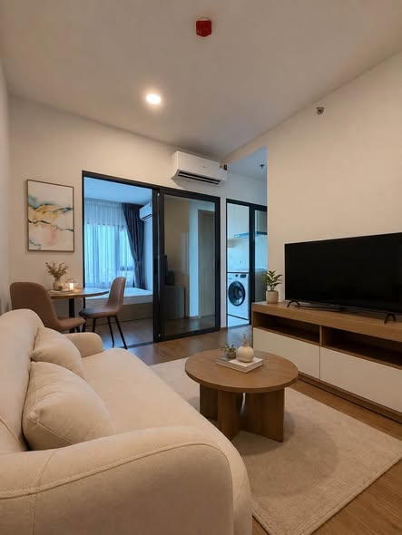 living room of The Livin Ramkhamhaeng : เดอะ ลิฟวิ่น รามคำแหง