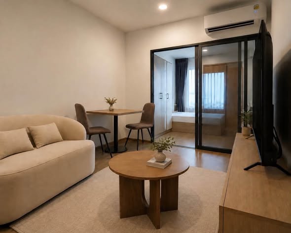 living room and room interior of The Livin Ramkhamhaeng : เดอะ ลิฟวิ่น รามคำแหง