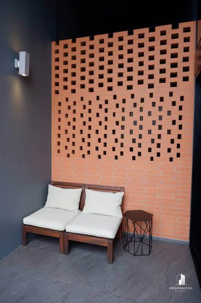 bathroom of The Lofts Silom by Raimon Land