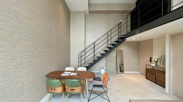 The Lofts Silom by Raimon Land