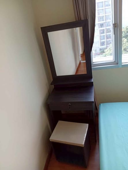 room interior of The Log @ Sukjumvit 101/1