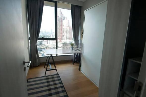bedroom of The Lumpini 24