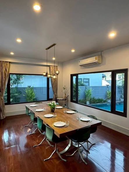room interior of The M Pool Villas Bangkok – Ekkamai