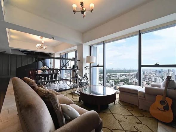living room of The Met Condominium