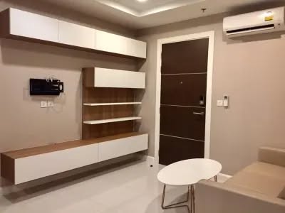 bedroom of The Metropolis Samrong