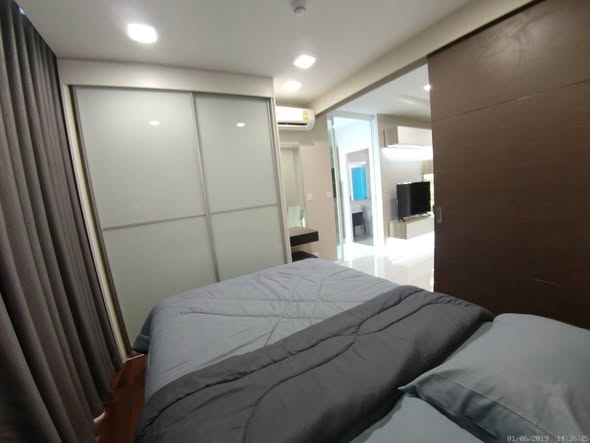 bedroom and room interior of The Metropolis Samrong