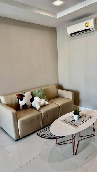 living room of The Metropolis Samrong
