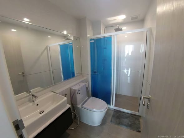 room interior of The Metropolis Samrong