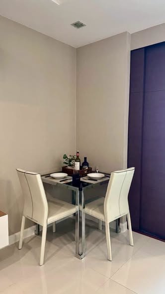 room interior of The Metropolis Samrong