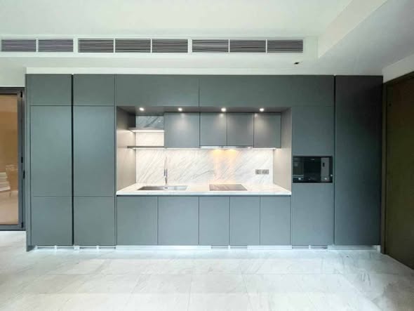 kitchen of The Monument Thong Lo