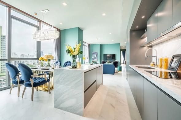 kitchen of The Monument Thong Lo