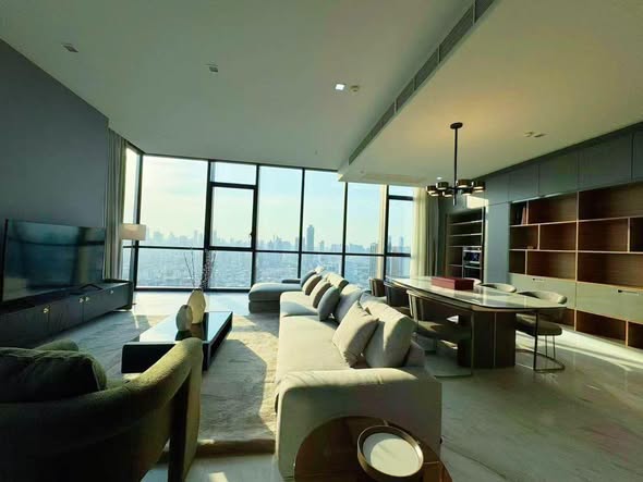 living room of The Monument Thong Lo
