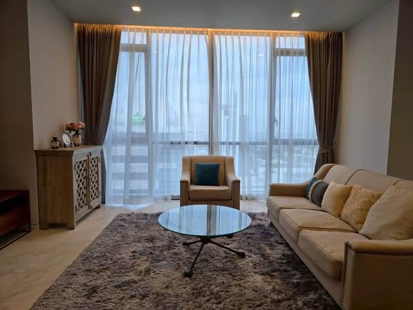 living room of The Monument Thong Lo