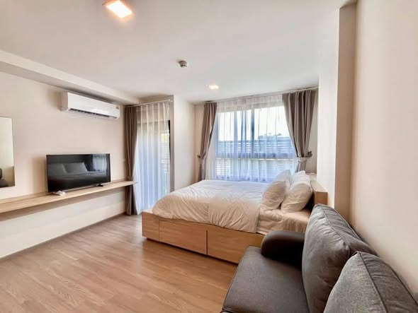 bedroom of THE MUVE Sukhumvit 107