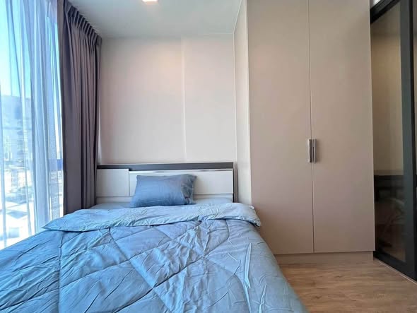 bedroom and room interior of The Nest Chula-Samyan
